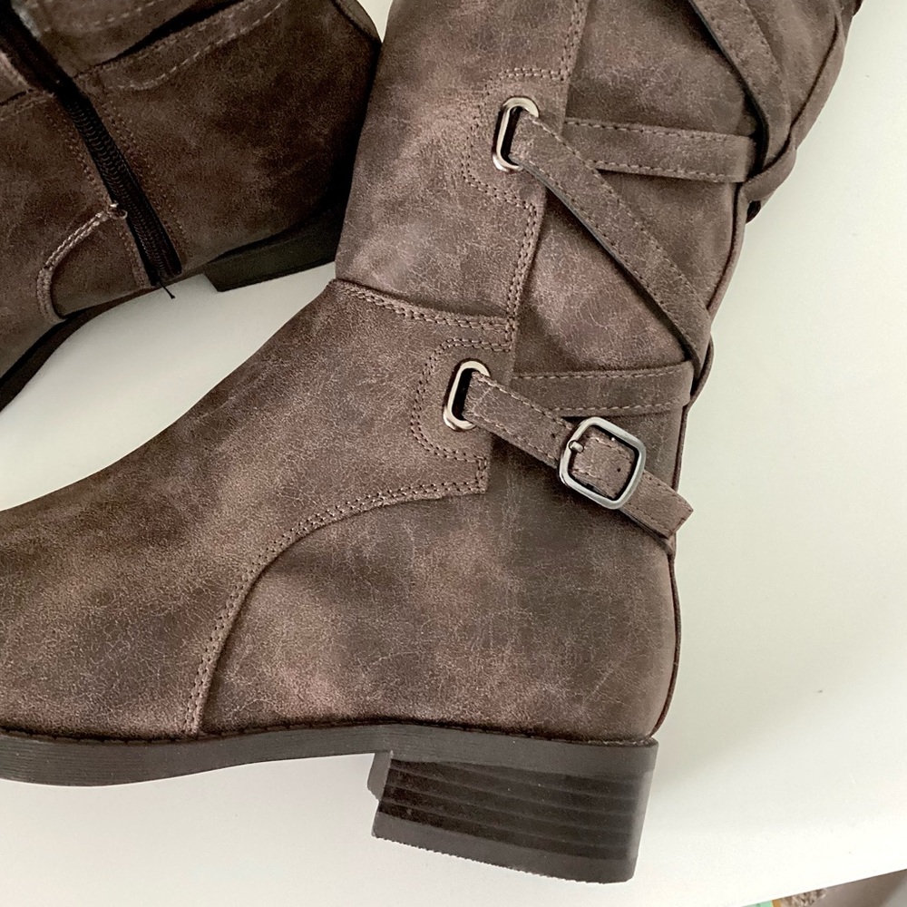 \Journee Collection\ Carly Wide Calf Riding Boot - Picture 4 of 15
